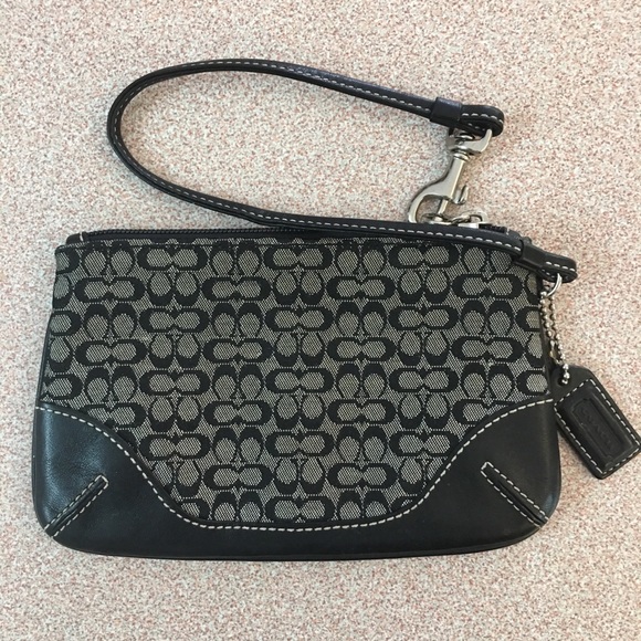 Coach wristlet - Picture 2 of 2